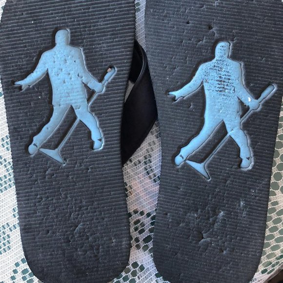 Elvis Presley Unisex Flip-Flops - Picture 2 of 2